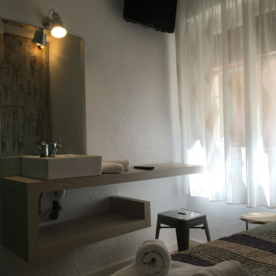 Roomconcept Hostel Santo Domingo De La Calzada Exterior photo